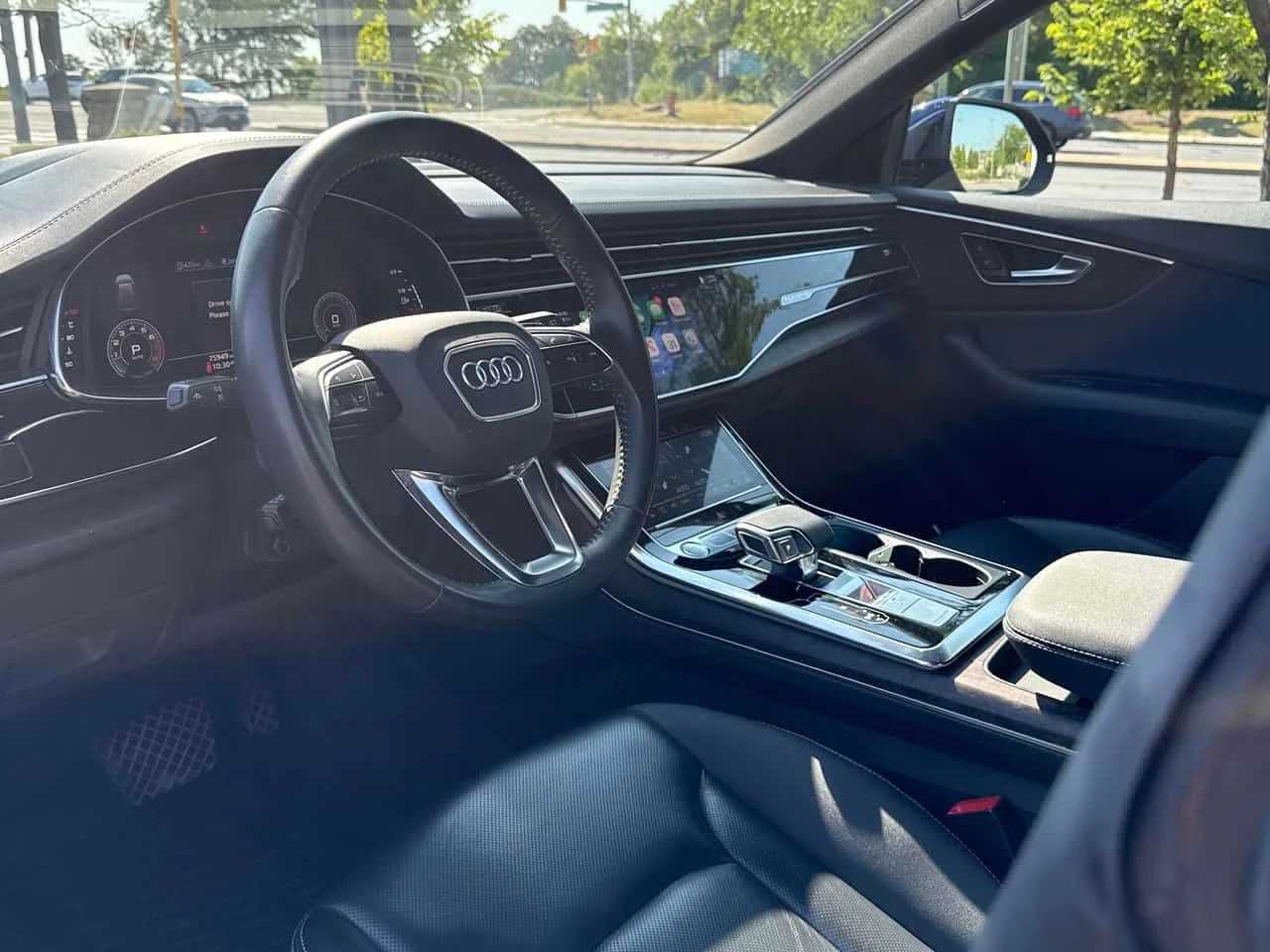 Audi Q8 Technik | CARFAX | АВТОКРЕДИТ БЕЗ ПЪРВОНАЧАЛНА , снимка 7 - Автомобили и джипове - 55504249
