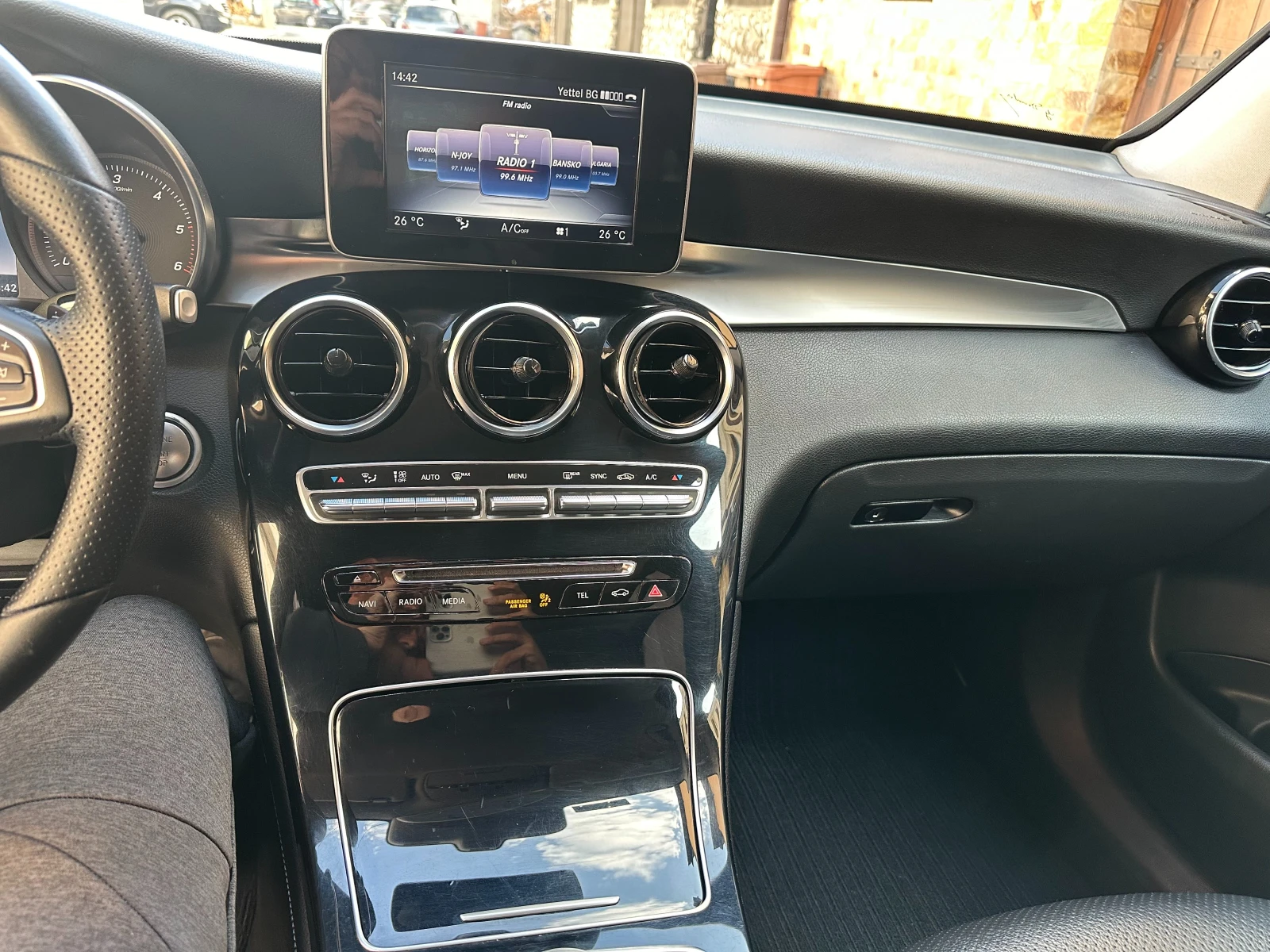 Mercedes-Benz GLC 250, снимка 2 - Автомобили и джипове - 55884515