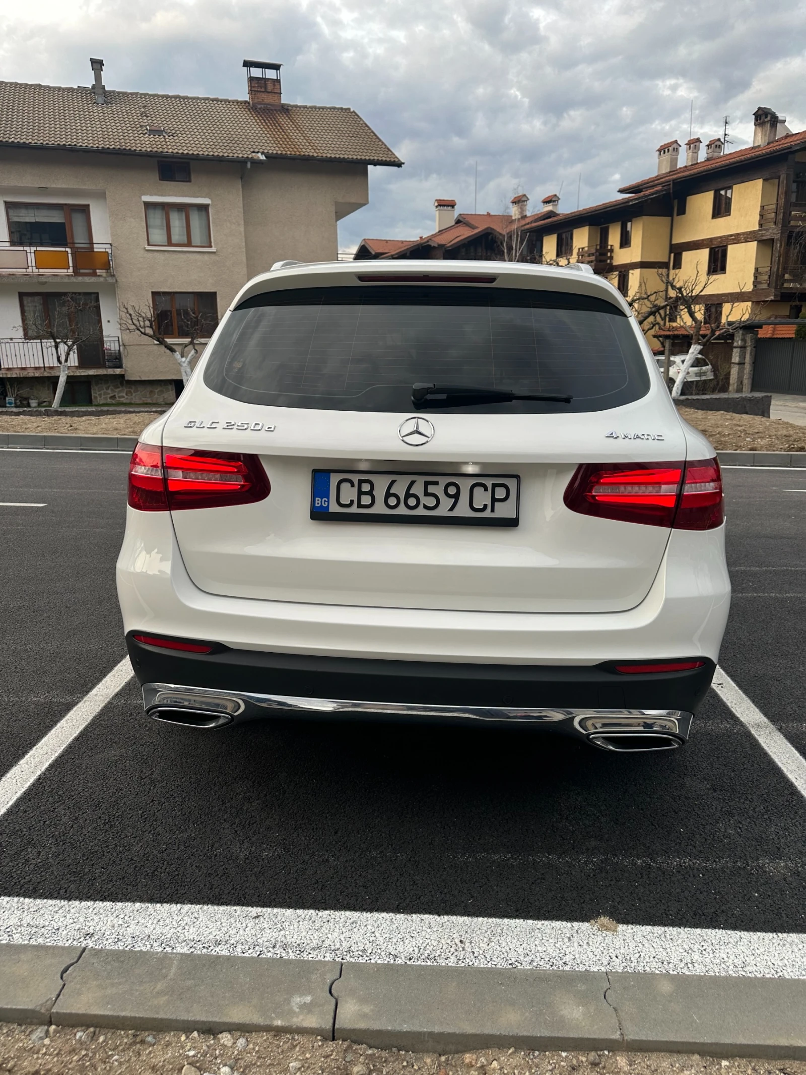 Mercedes-Benz GLC 250, снимка 13 - Автомобили и джипове - 55884515