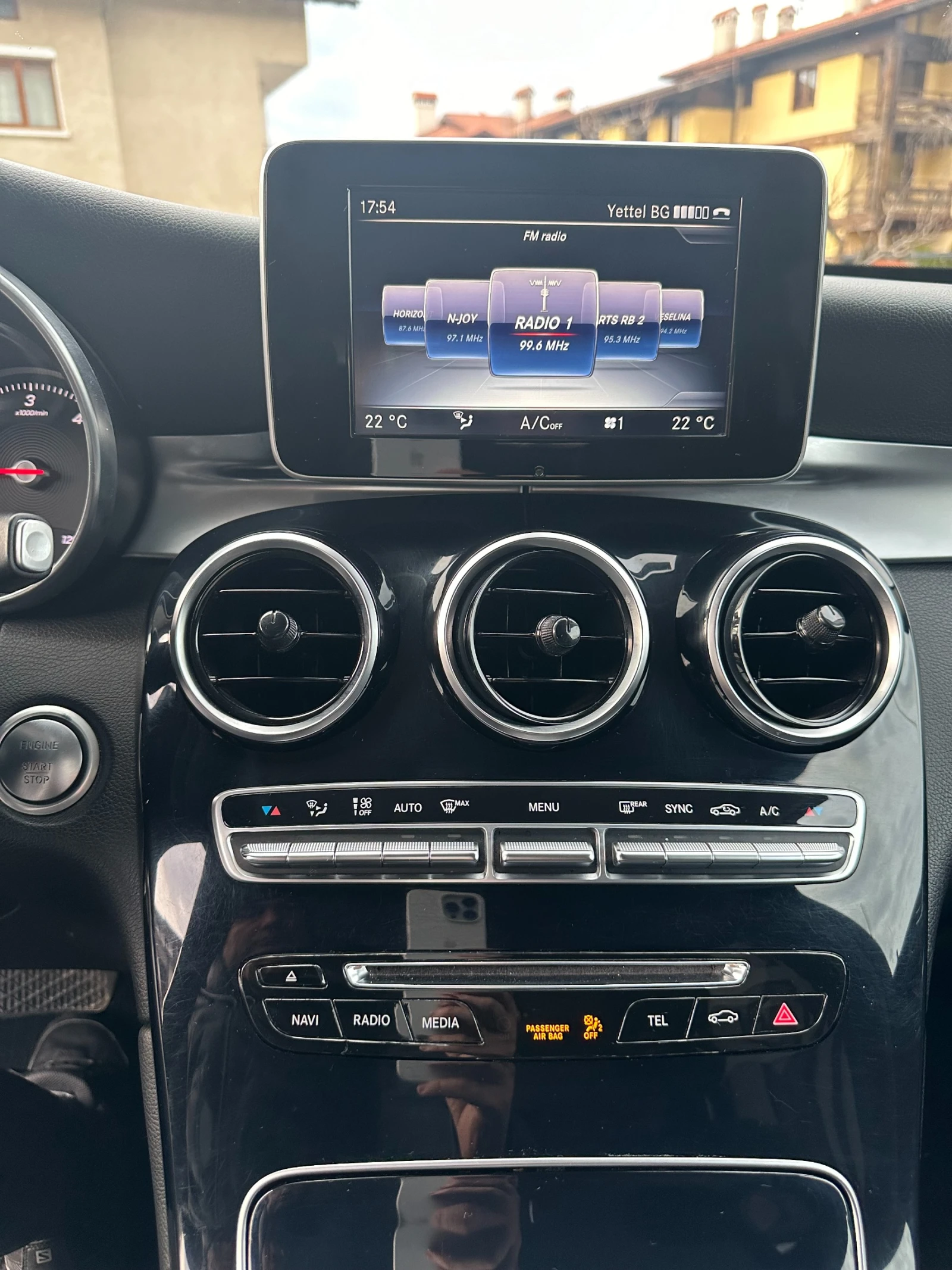 Mercedes-Benz GLC 250, снимка 17 - Автомобили и джипове - 55884515