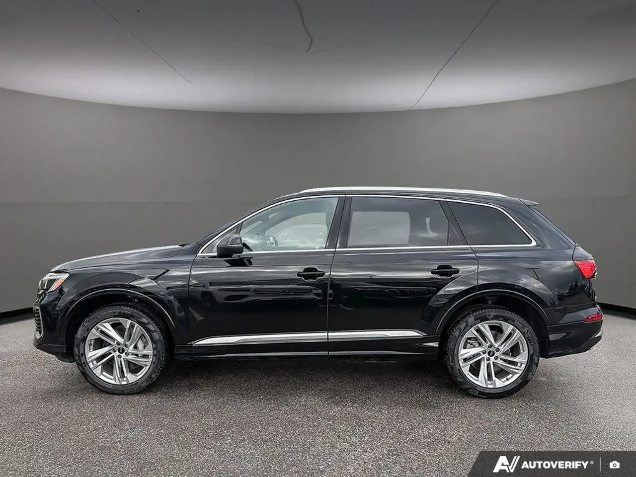 Audi Q7, снимка 4 - Автомобили и джипове - 56227273