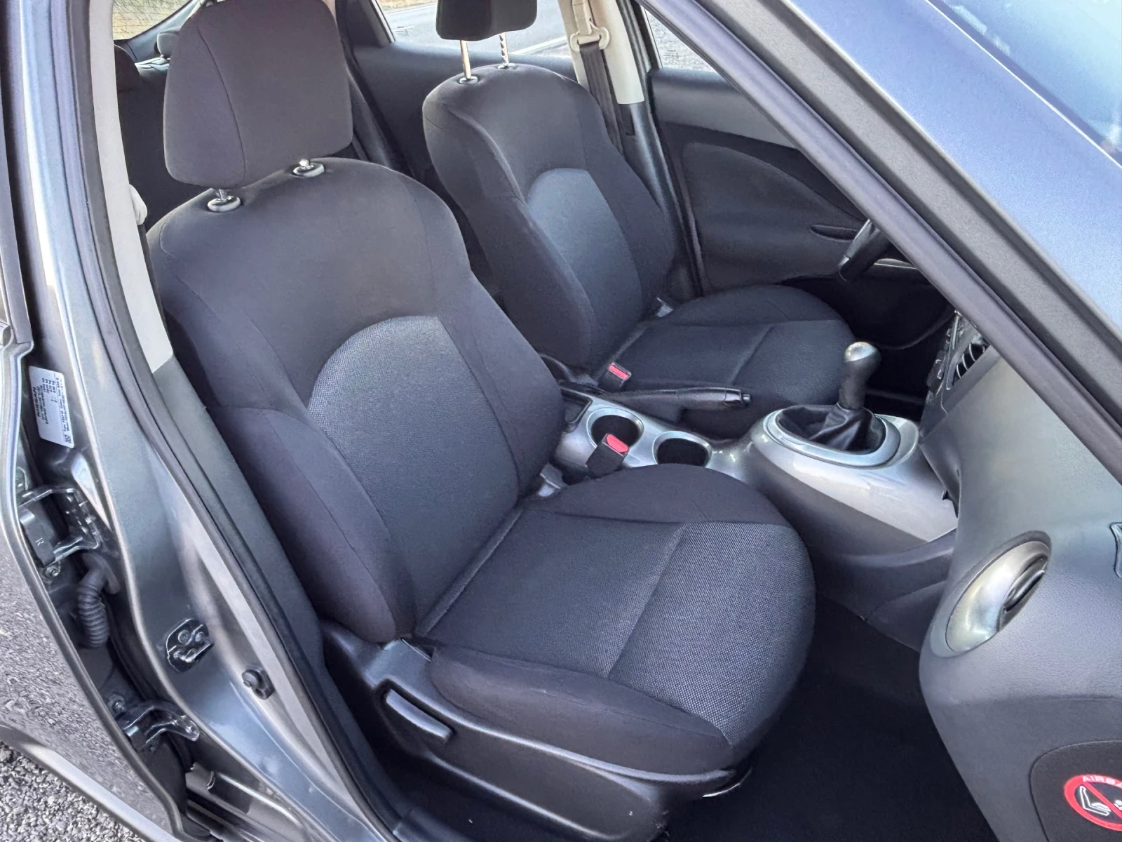 Nissan Juke 1.6 i , снимка 10 - Автомобили и джипове - 56299226