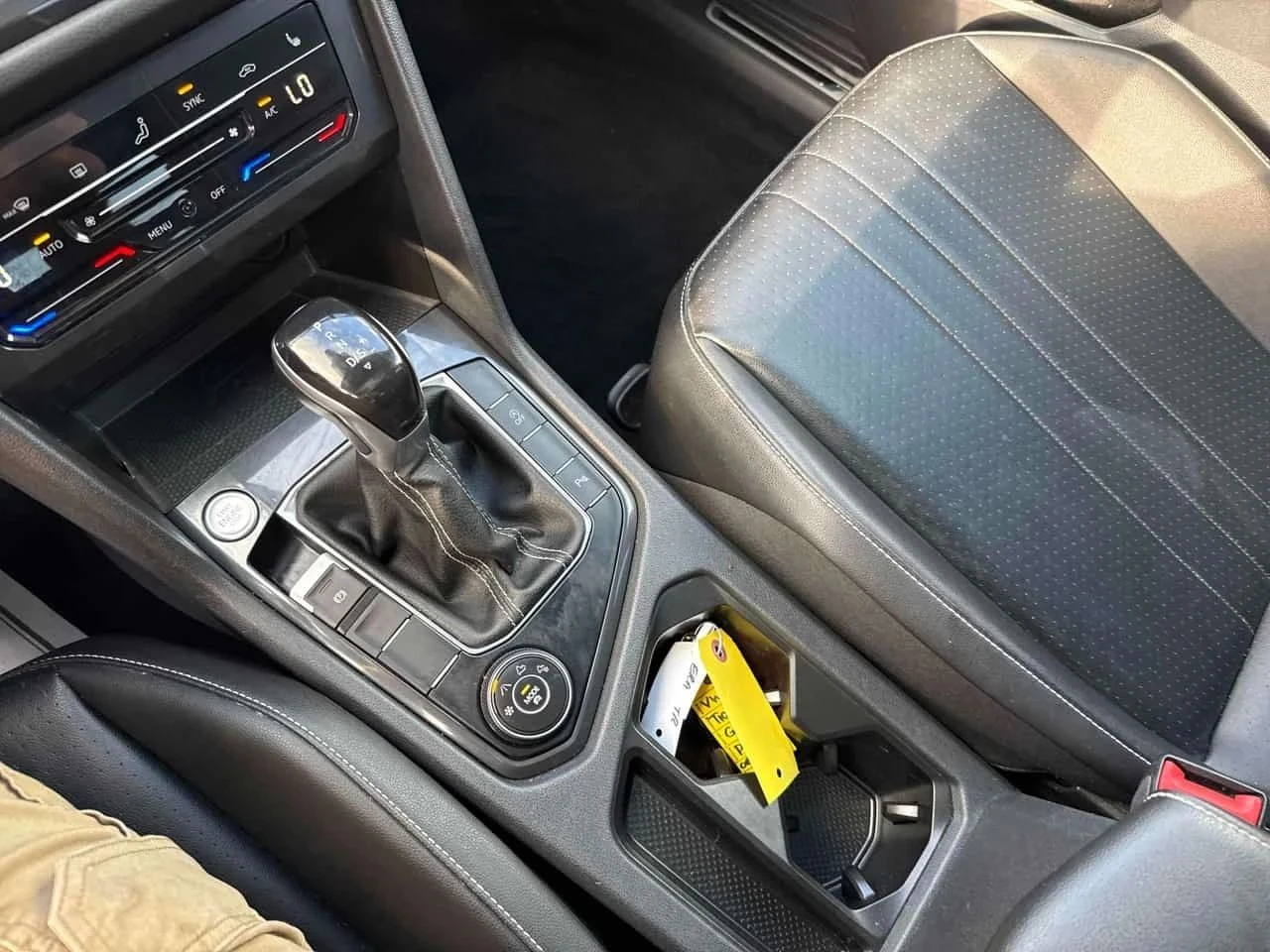 VW Tiguan, снимка 14 - Автомобили и джипове - 56737784