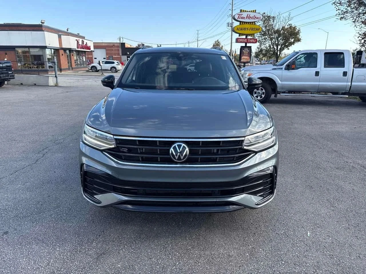 VW Tiguan, снимка 6 - Автомобили и джипове - 56737784