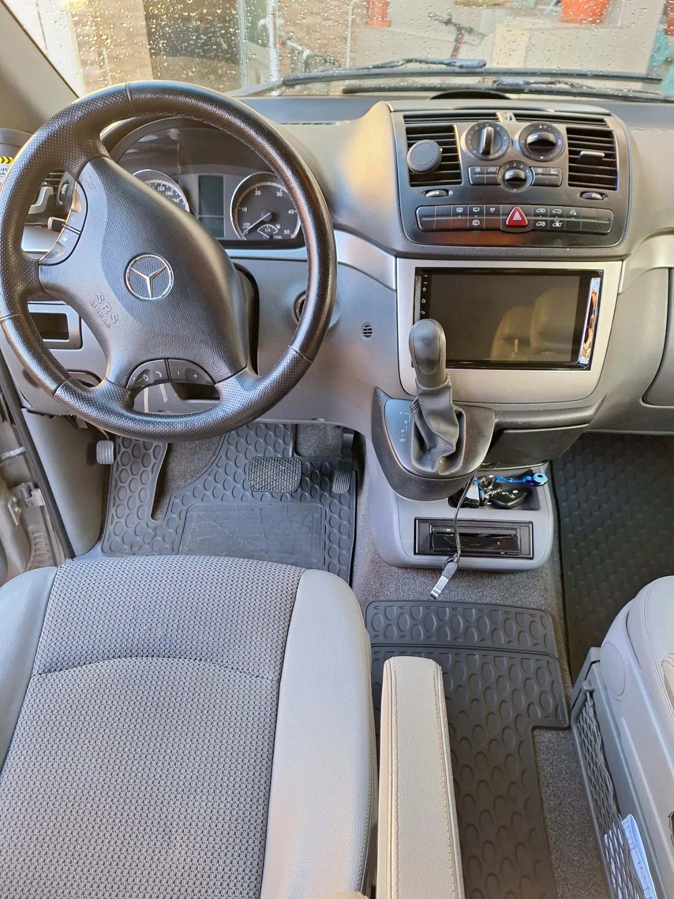 Mercedes-Benz Viano Vip Biznes klas, снимка 15 - Бусове и автобуси - 54703587