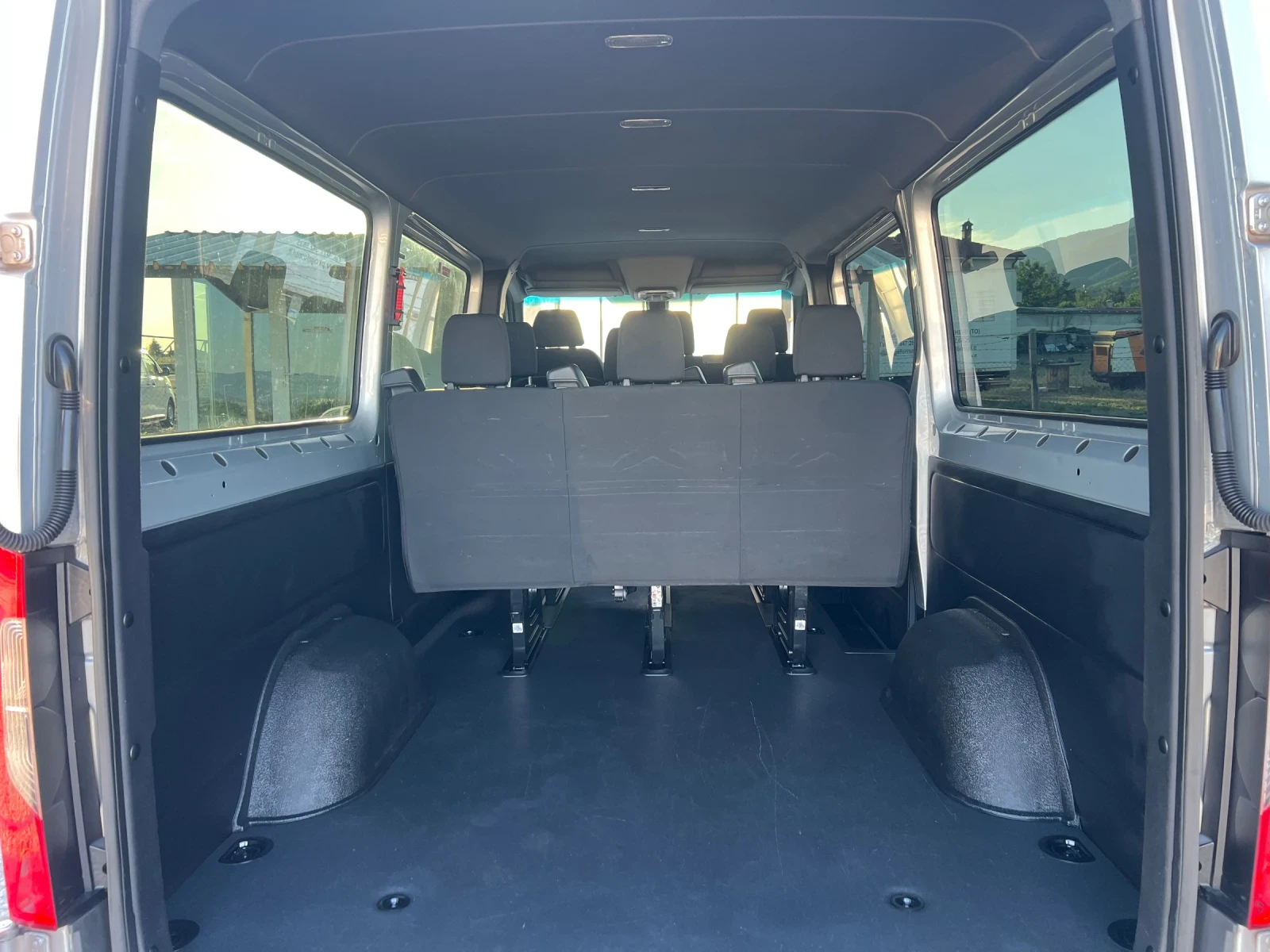 Mercedes-Benz Sprinter �����������-���������-9 ����� | Mobile.bg � ����������� 10