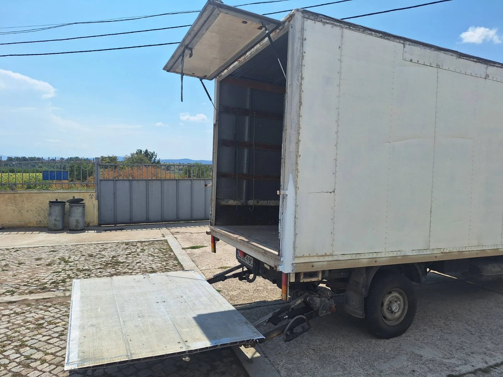 Mercedes-Benz 310, снимка 14 - Бусове и автобуси - 55659318