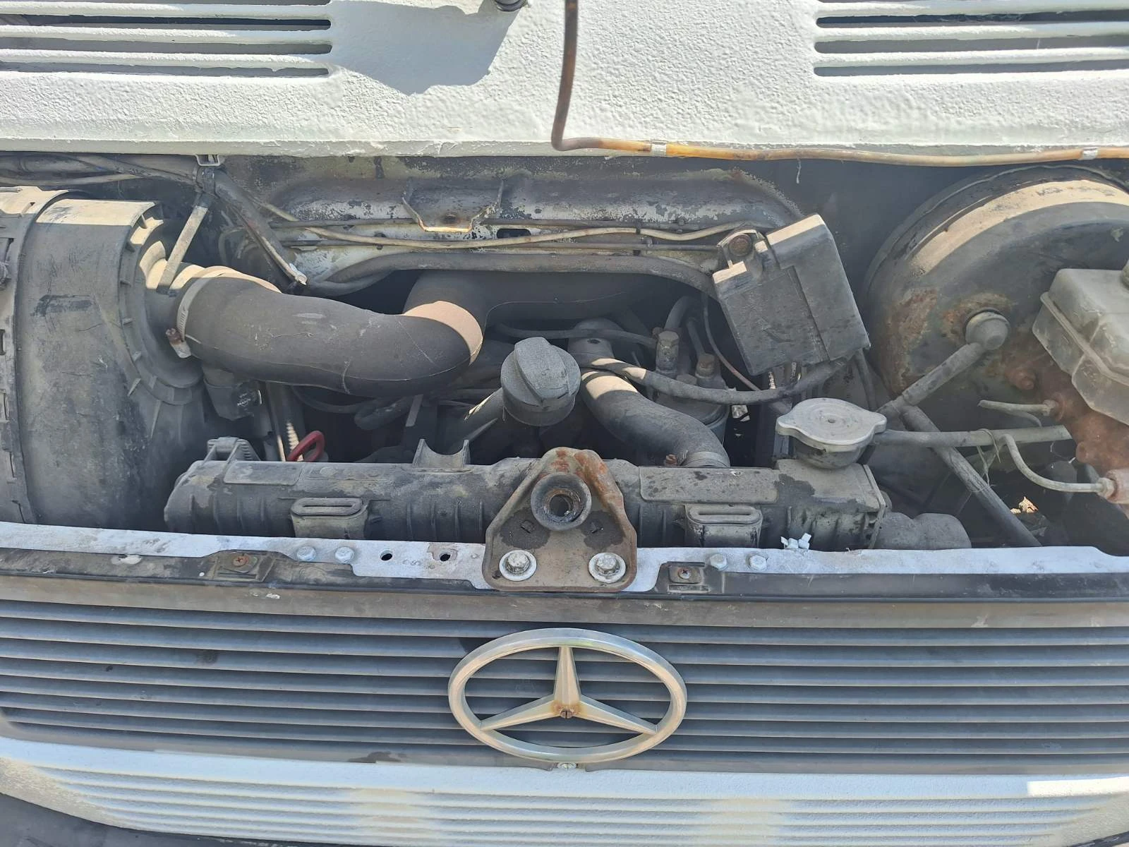 Mercedes-Benz 310, снимка 17 - Бусове и автобуси - 55659318