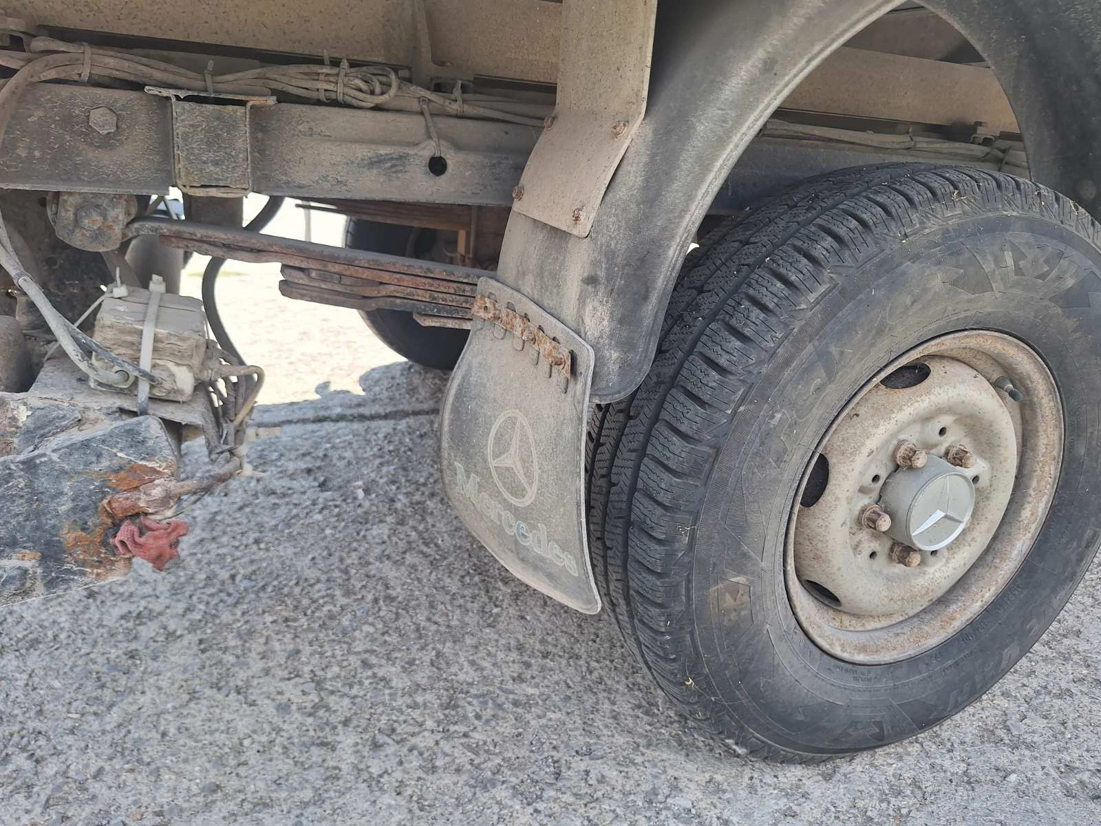 Mercedes-Benz 310, снимка 8 - Бусове и автобуси - 55659318