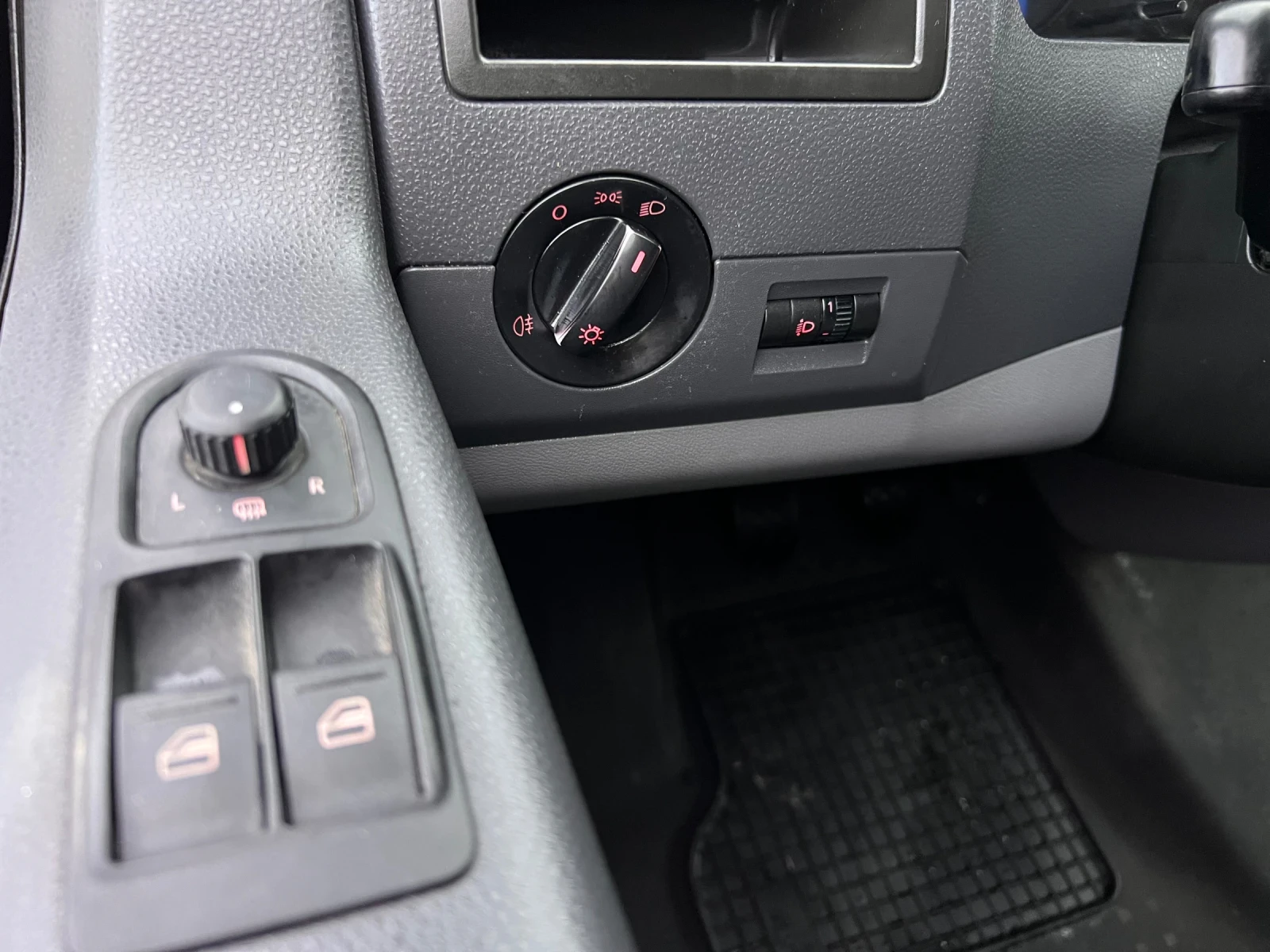 VW T5 2.5TDI 131k.c * ��������*  | Mobile.bg � ����������� 13