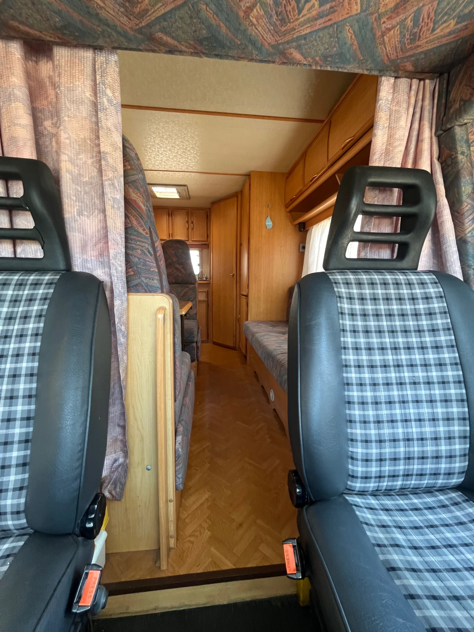 Кемпер Fiat DUCATO 2.5 LMC, снимка 7 - Каравани и кемпери - 54431675