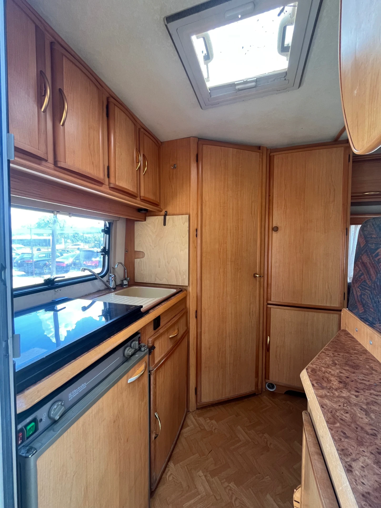 Кемпер Fiat DUCATO 2.5 LMC, снимка 8 - Каравани и кемпери - 54431675