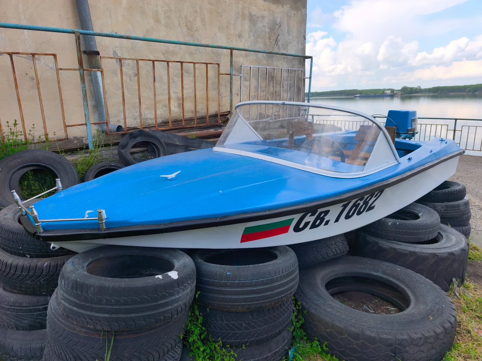 Моторна яхта Собствено производство Нептун 2