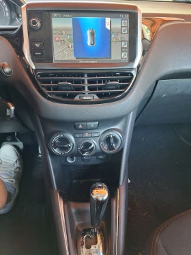 Peugeot 208 1, 4 HDI AUTOMAT , снимка 12