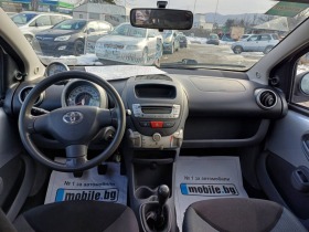 Toyota Aygo 1000, снимка 9 - Автомобили и джипове - 43976595