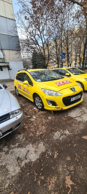 Peugeot 308 Лек, снимка 2