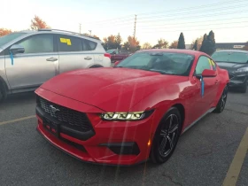 ������ Ford Mustang