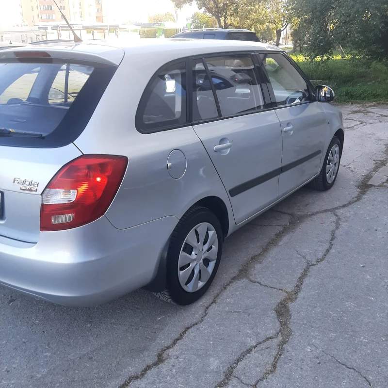 Skoda Fabia 1.9 tdi-105 kc., снимка 4 - Автомобили и джипове - 47890063