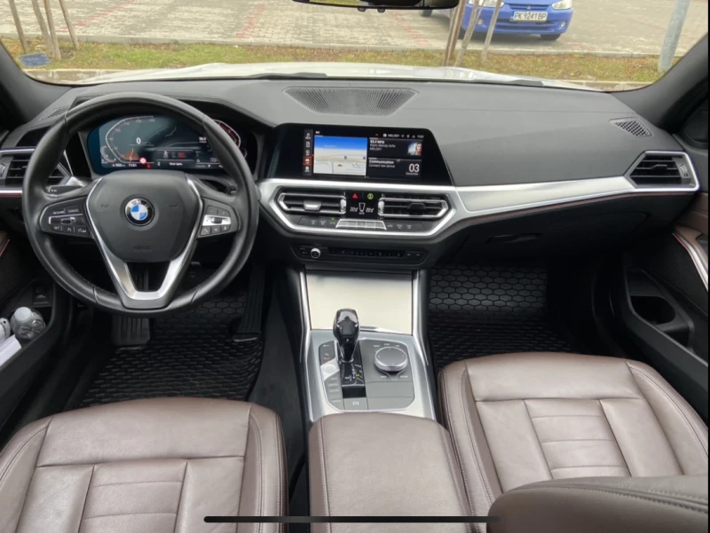 BMW 320 Luxury Line с история, обслужен, коментар , снимка 10 - Автомобили и джипове - 48488926