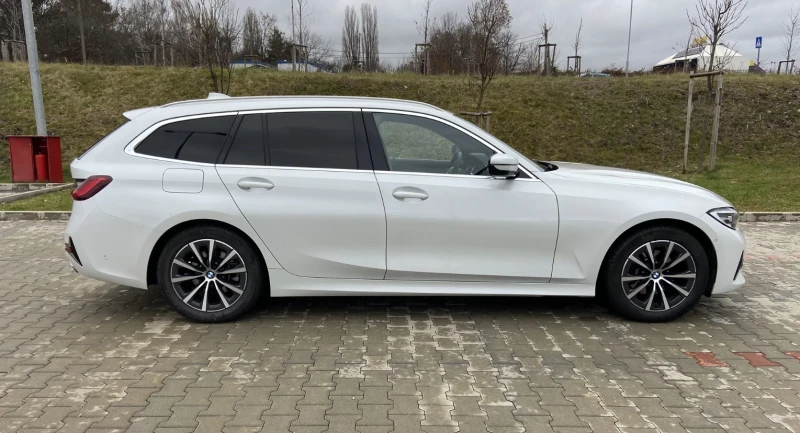 BMW 320 Luxury Line с история, обслужен, коментар , снимка 4 - Автомобили и джипове - 48488926