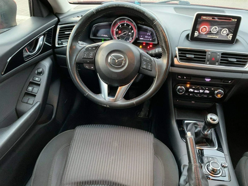 Mazda 3, снимка 6 - Автомобили и джипове - 48558884