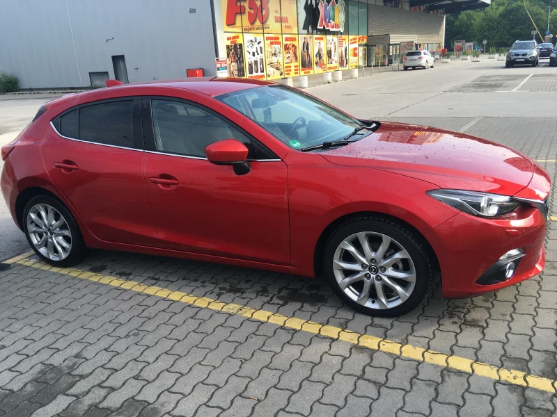 Mazda 3, снимка 1 - Автомобили и джипове - 48558884