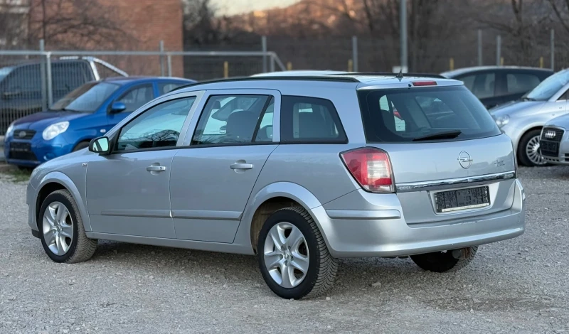 Opel Astra 1.9CDTi 120к.с * Климатик* , снимка 4 - Автомобили и джипове - 48773013