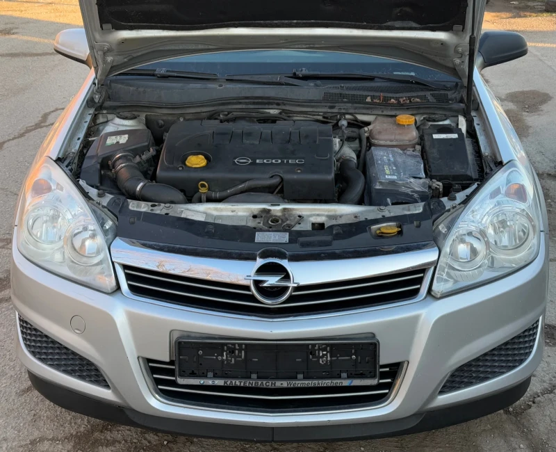 Opel Astra 1.9CDTi 120к.с * Климатик* , снимка 17 - Автомобили и джипове - 48773013