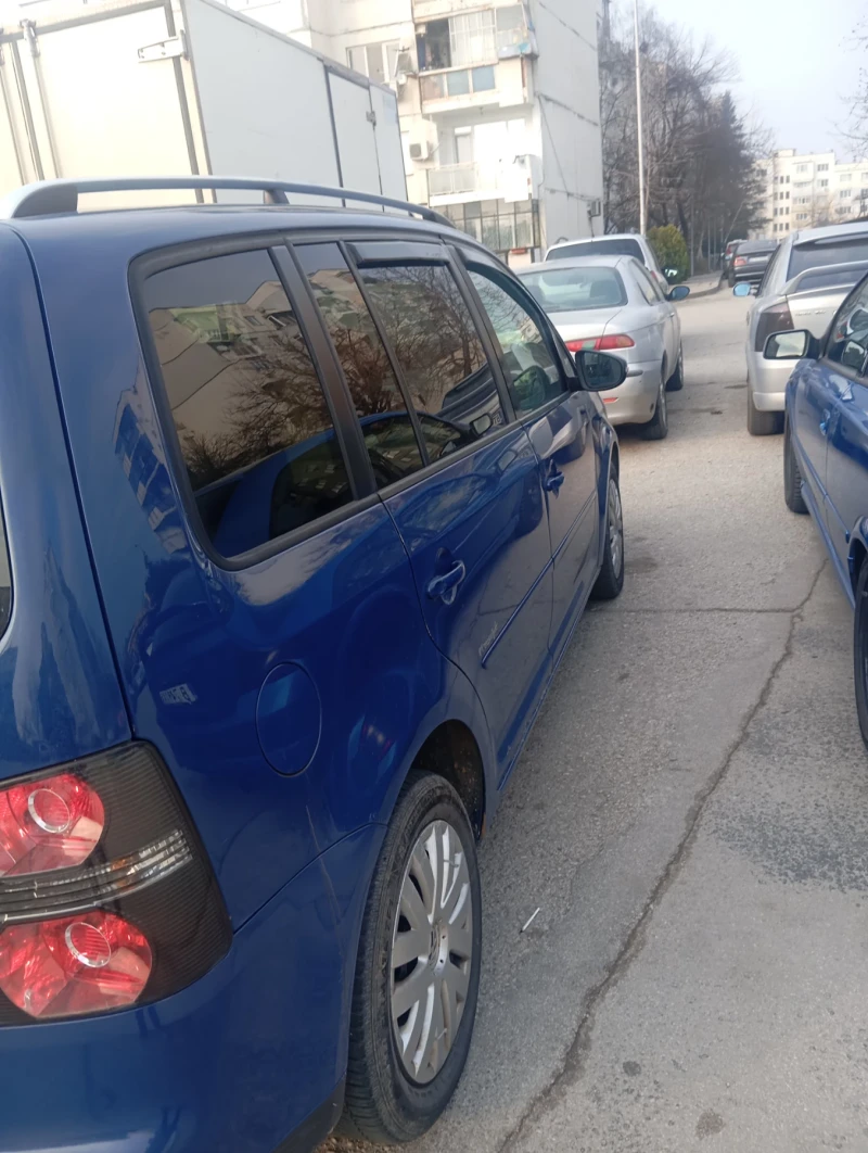 VW Touran, снимка 3 - Автомобили и джипове - 49169247