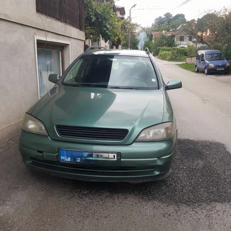 Opel Astra, снимка 1 - Автомобили и джипове - 49324570