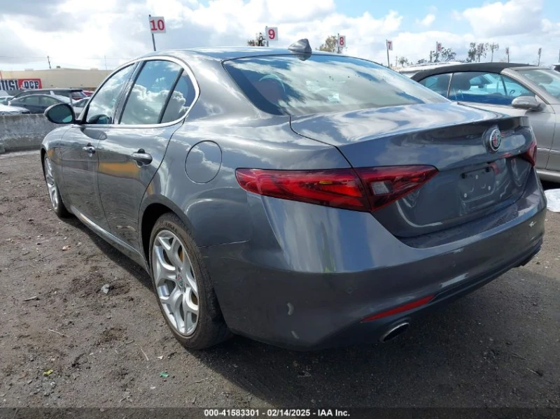 Alfa Romeo Giulia TI RWD, снимка 4 - Автомобили и джипове - 49463511