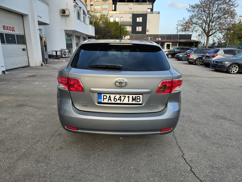 Toyota Avensis 2.2d-AT-NAVI, снимка 4 - Автомобили и джипове - 49934053