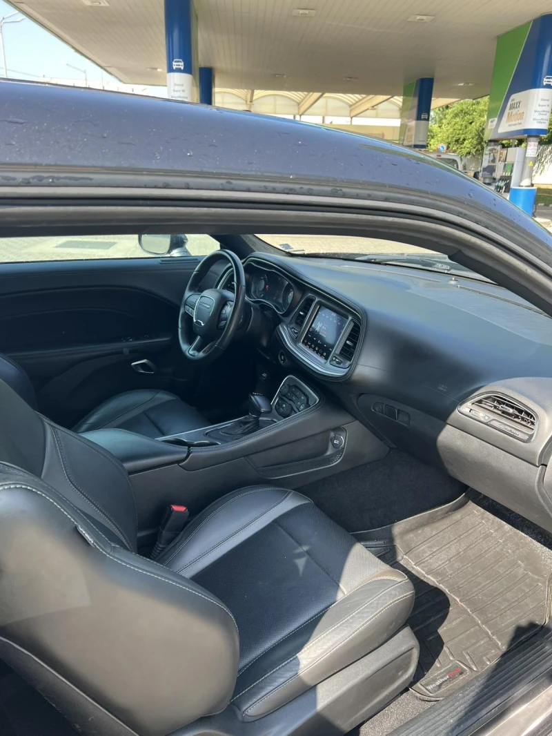 Dodge Challenger SXT AWD, снимка 5 - Автомобили и джипове - 52396970