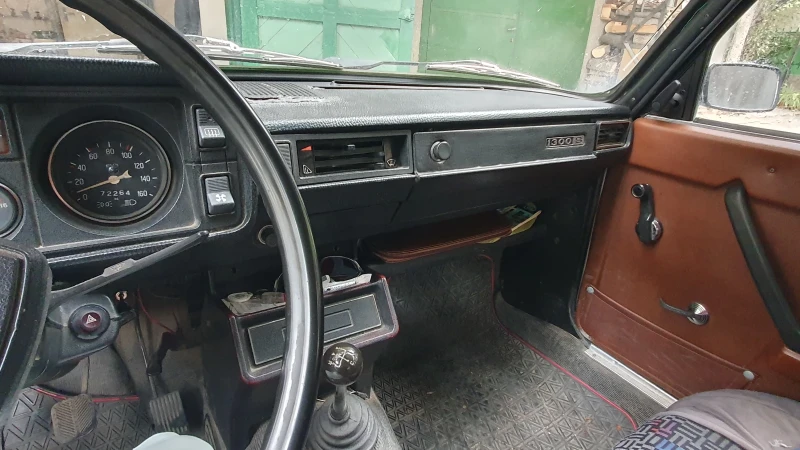 Lada 2105 1300S, снимка 8 - Автомобили и джипове - 52683658