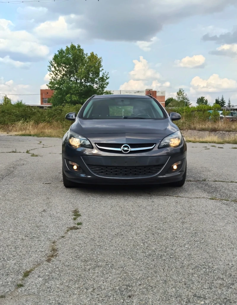 Opel Astra, снимка 2 - Автомобили и джипове - 51751015