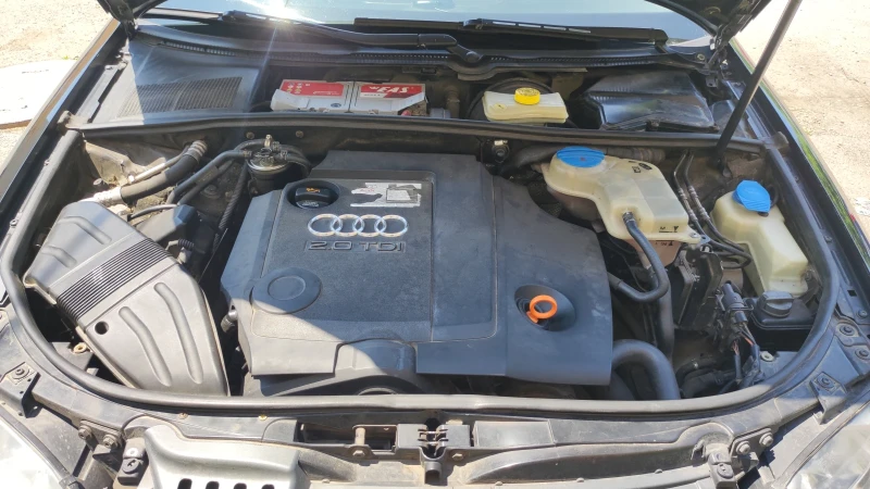 Audi A4 2.0 TDI, снимка 10 - Автомобили и джипове - 52744582