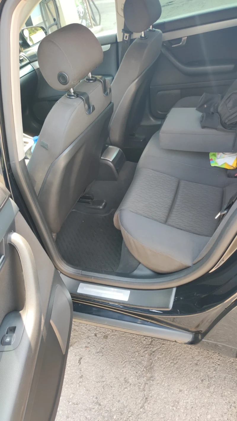 Audi A4 2.0 TDI, снимка 7 - Автомобили и джипове - 52744582