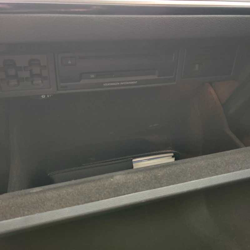 VW Golf, снимка 16 - Автомобили и джипове - 52098208