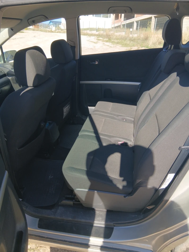 Toyota Corolla verso, снимка 8 - Автомобили и джипове - 52270889