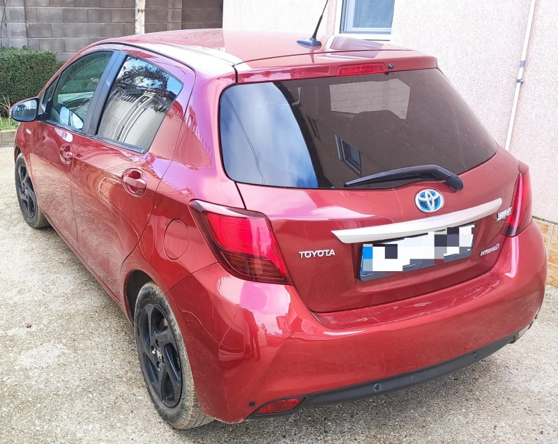 Toyota Yaris SwissTrend + Газова уредба , снимка 3 - Автомобили и джипове - 52921201