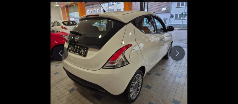 Lancia Ypsilon 1.2, снимка 3 - Автомобили и джипове - 52933303