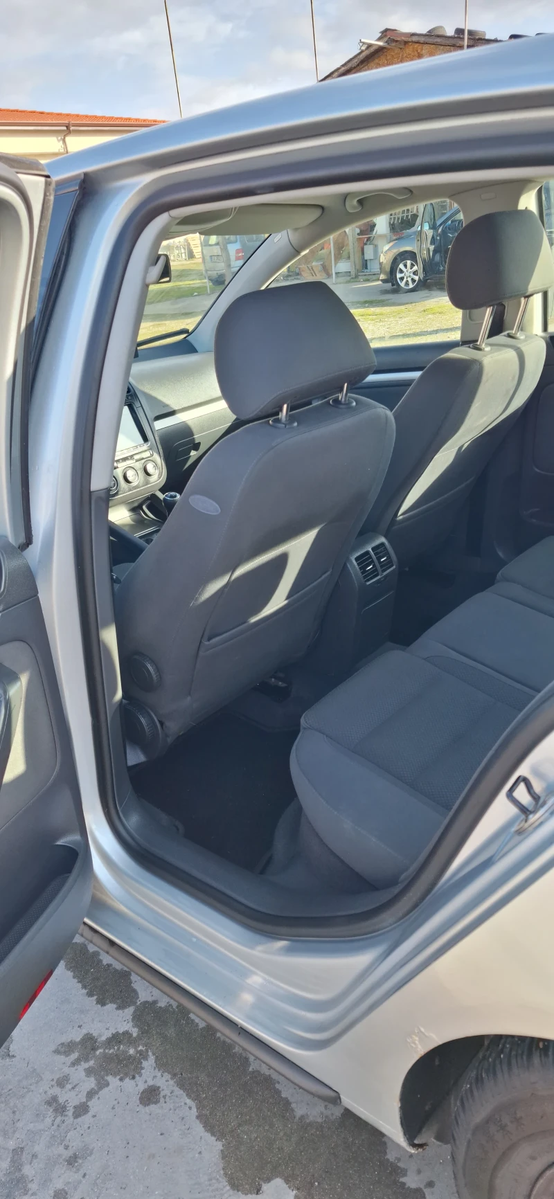 VW Golf, снимка 8 - Автомобили и джипове - 53006017