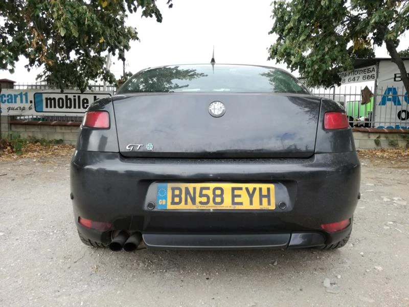 Alfa Romeo Gt 1.9 JTD, снимка 12 - Автомобили и джипове - 28586058