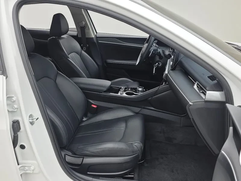 Kia K5 2.0 Trendy, снимка 11 - Автомобили и джипове - 55847518