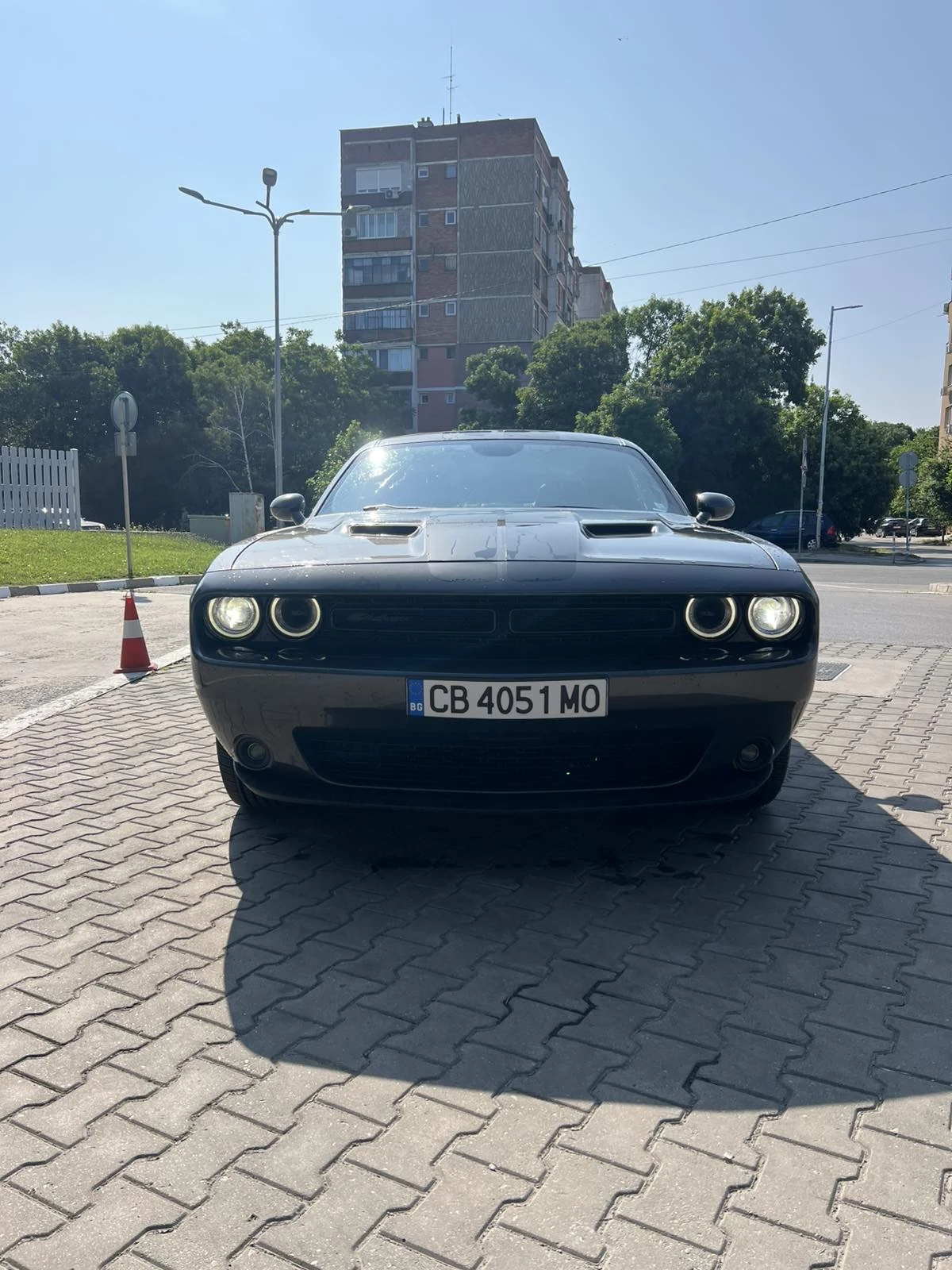 Dodge Challenger SXT AWD, снимка 1
