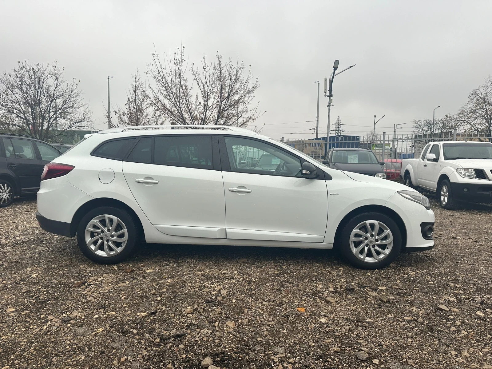 Renault Megane 1.5DCI 110kc ITALIA EU6 - изображение 2