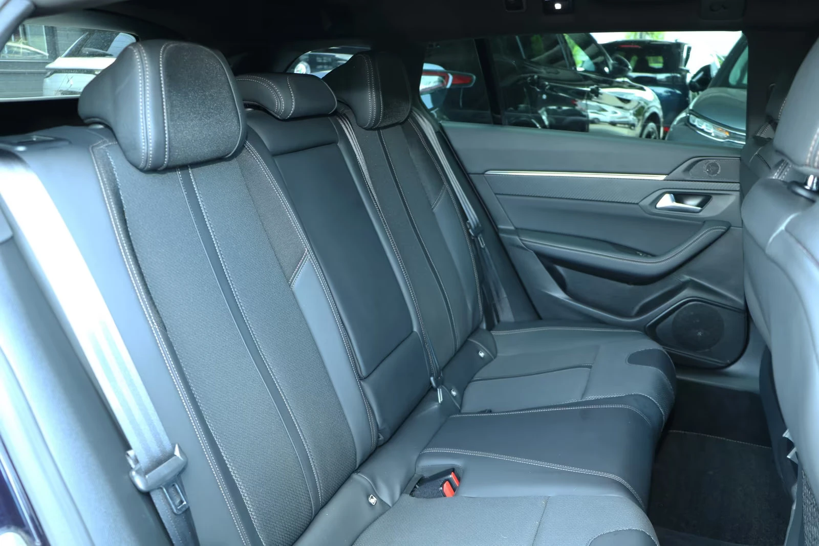 Peugeot 508 1.6PHEV/225HP/GT/CAM/NAVI/LED/AMBI/679vv | Mobile.bg   13