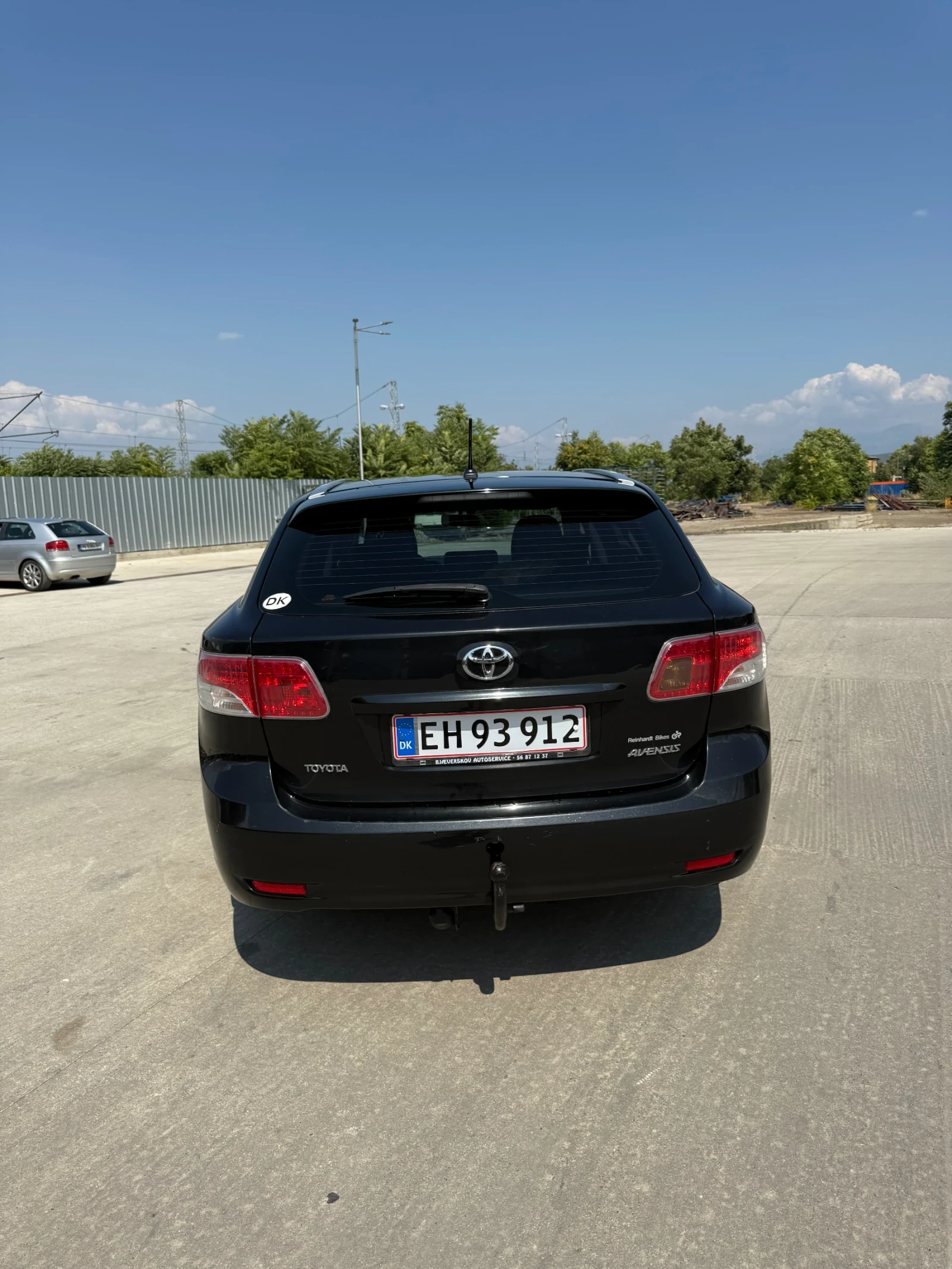 Toyota Avensis  - изображение 2