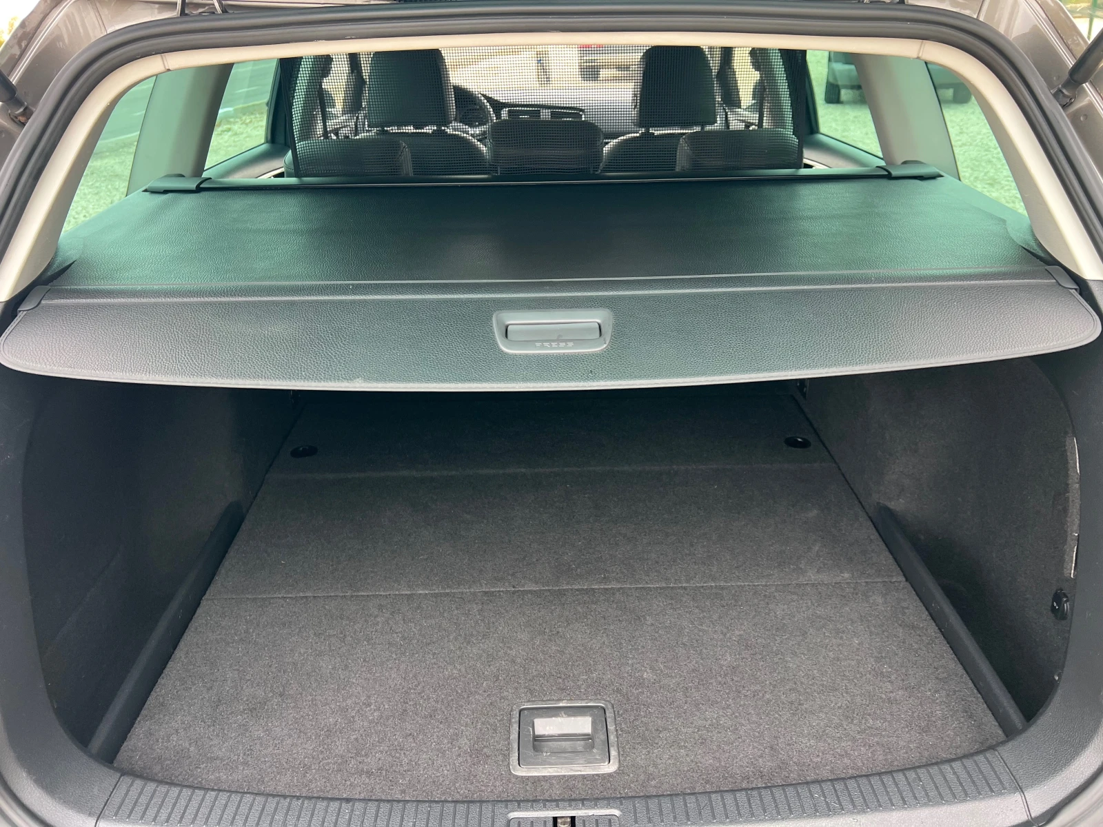 VW Golf 2.0TDi/150p.s-HighLine/DSG-Full extri!!!! | Mobile.bg   14