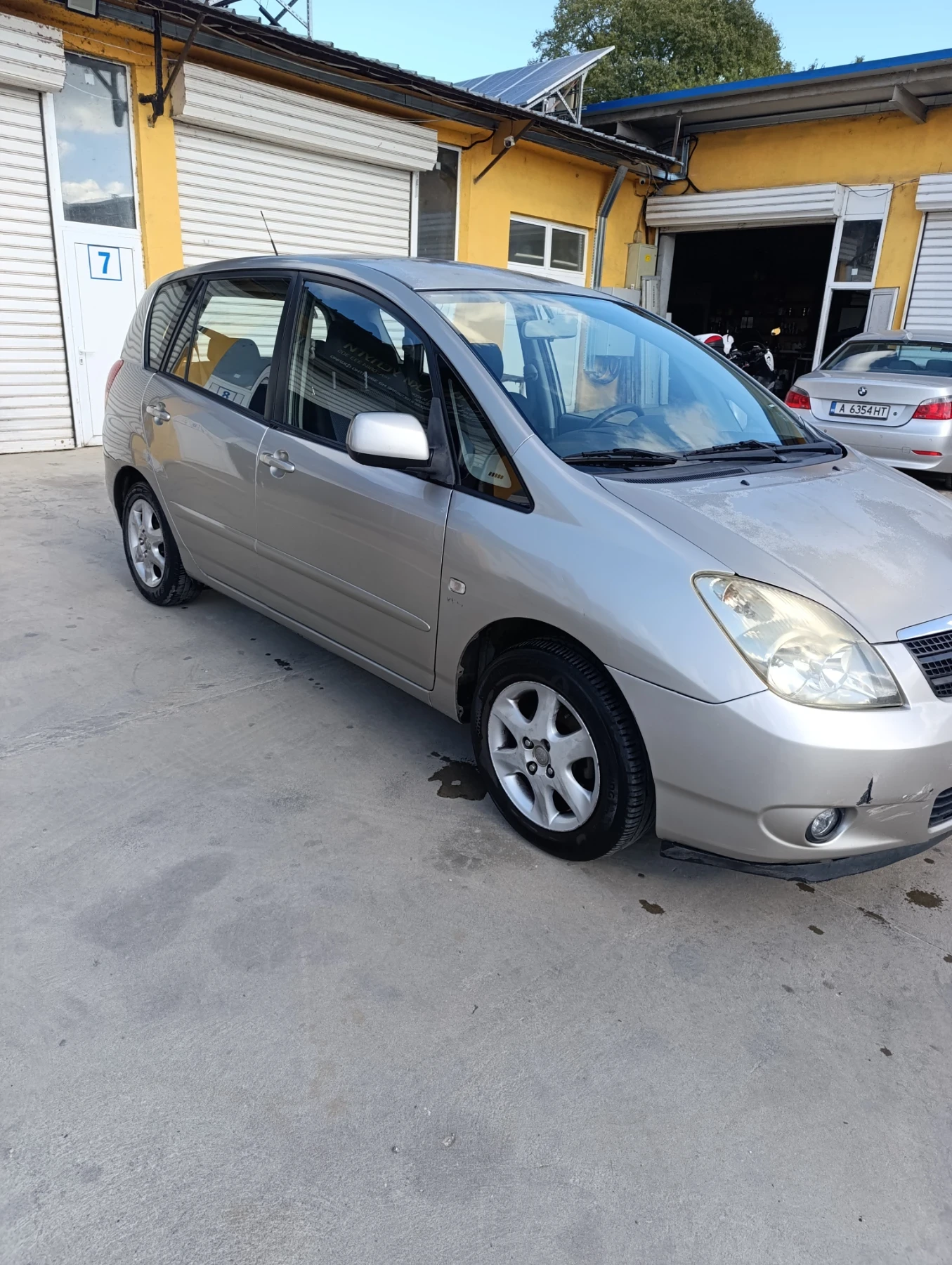 Toyota Corolla verso  - изображение 2